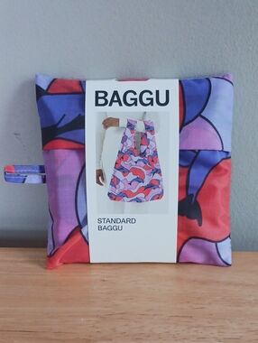 NWT BAGGU Standard Bag Dolphins (Animal Friends)